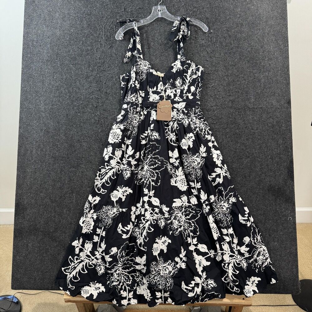 Forever That Girl Dress Women's Small Black Navy Floral Midi Anthropologie